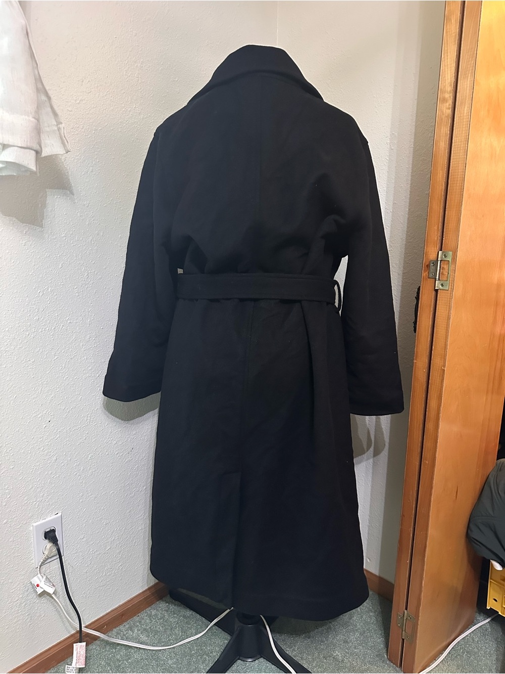 Abercrombie & Fitch Black Wrap Belted Wool Coat - Picture 2 of 2